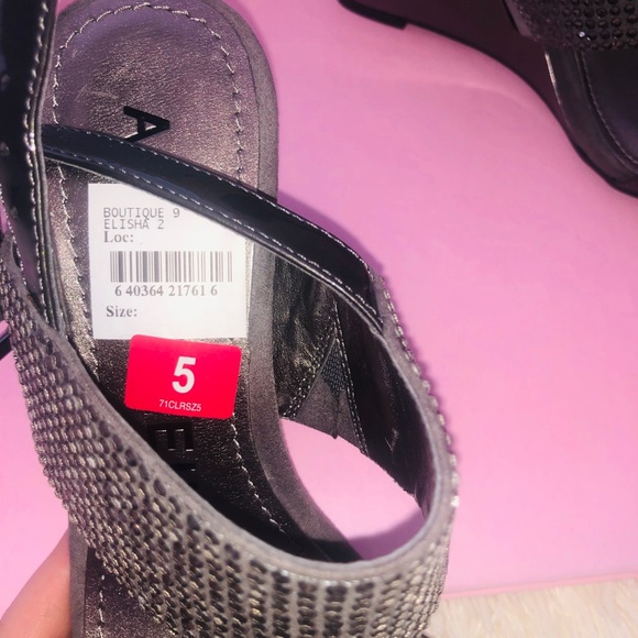 Anne Klein Elisha Dress Sandals - Picture 3 of 4